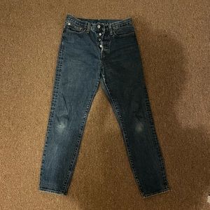 Levi’s women size 27
